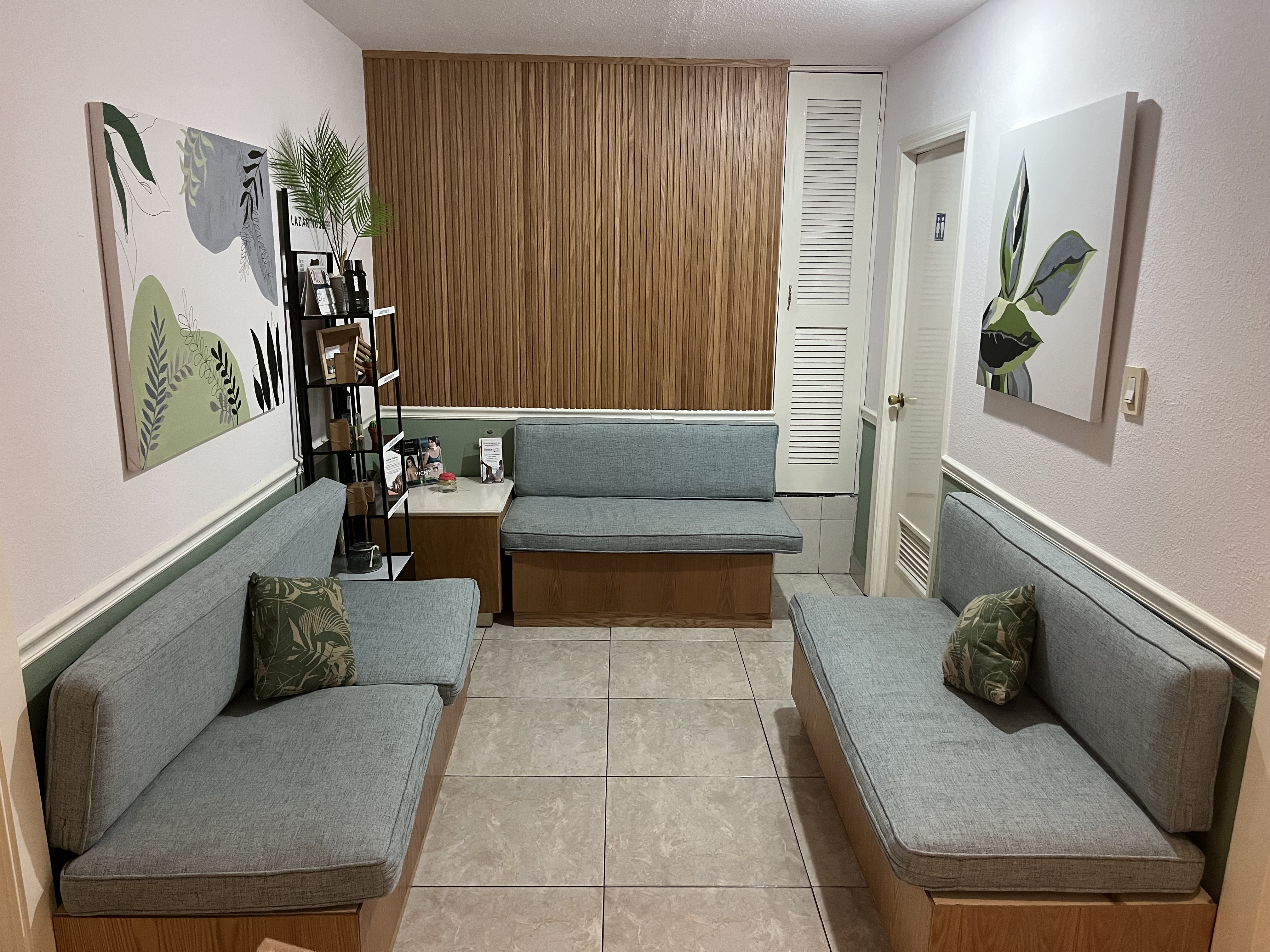 Recepción y sala de espera de Spa Mangata